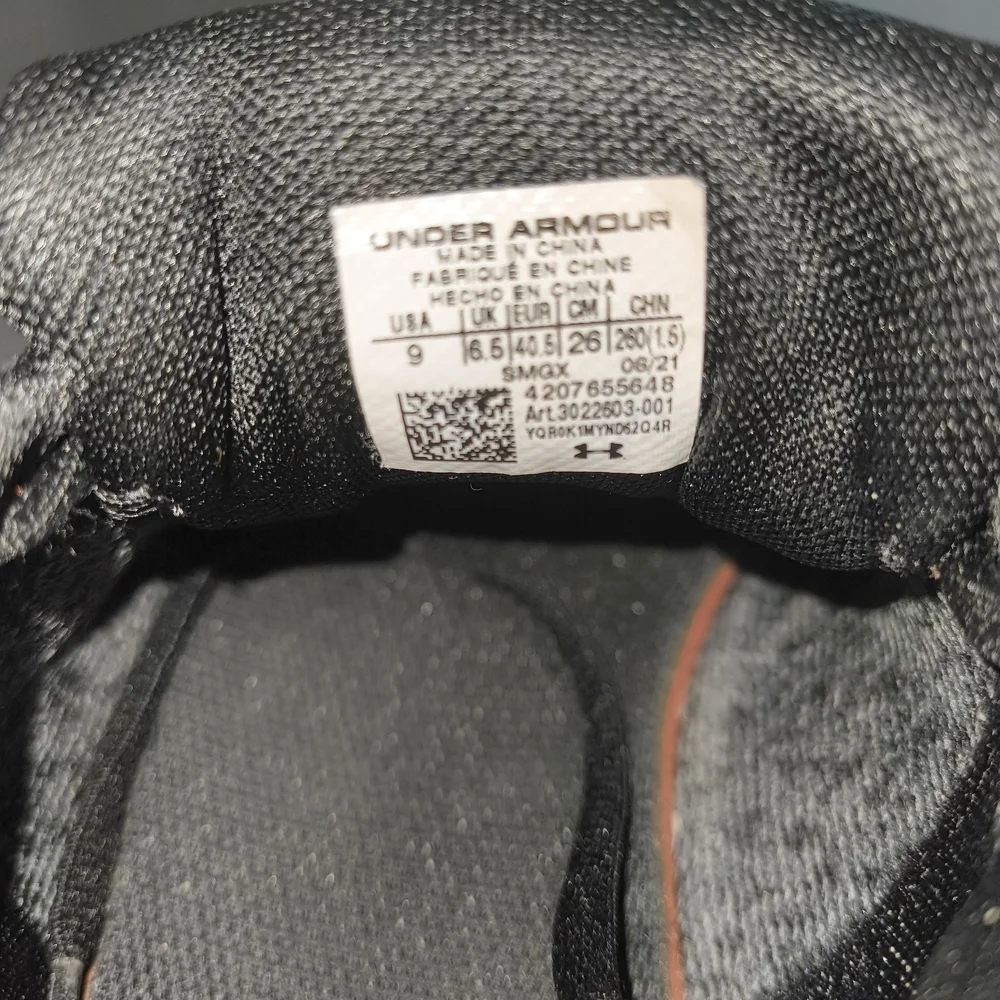 Under Armour Black and White Women's Shoes